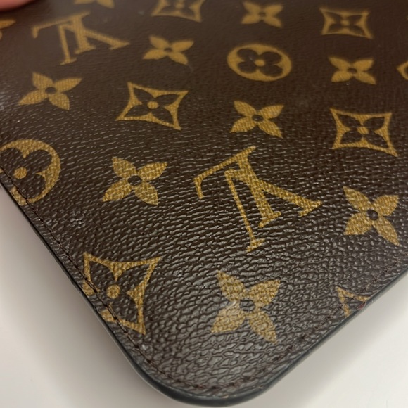 Louis Vuitton Neverfull Pochette Monogram Cherry - Picture 8 of 15